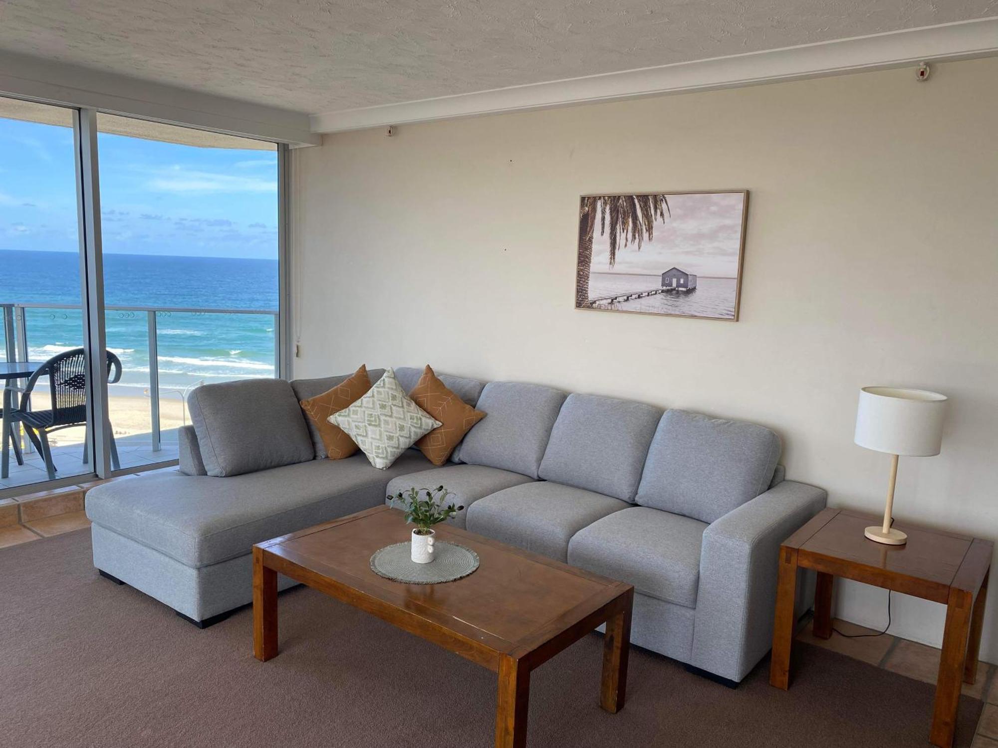 Hi Surf Beachfront Resort Apartments Gold Coast Exterior photo